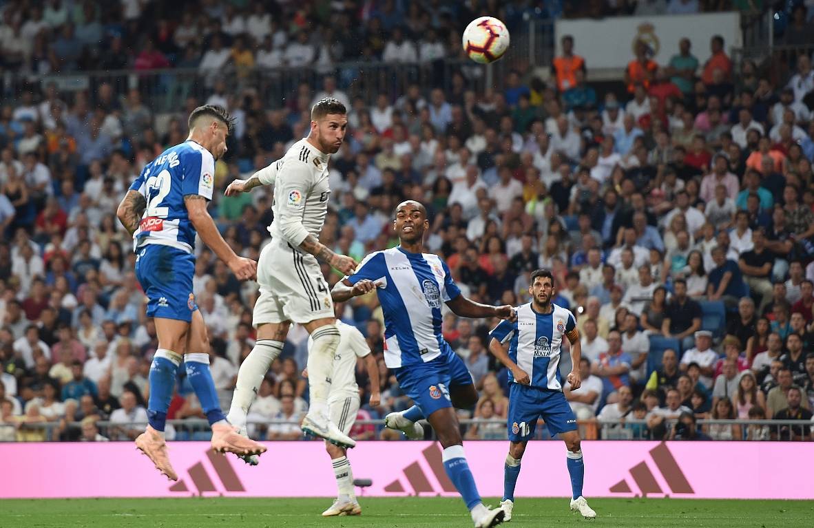 南美豪强挑战亚洲雄师，球场上的火药味十足的简单介绍